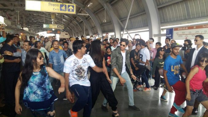 Sidharth-Katrina gave a Baar Baar Dekho moment at Jaipur’s metro station!